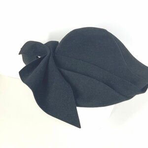 Vintage 40s G Howard Hodge Black Felt Hat w/ Oversized Bow – Classic Dress Style